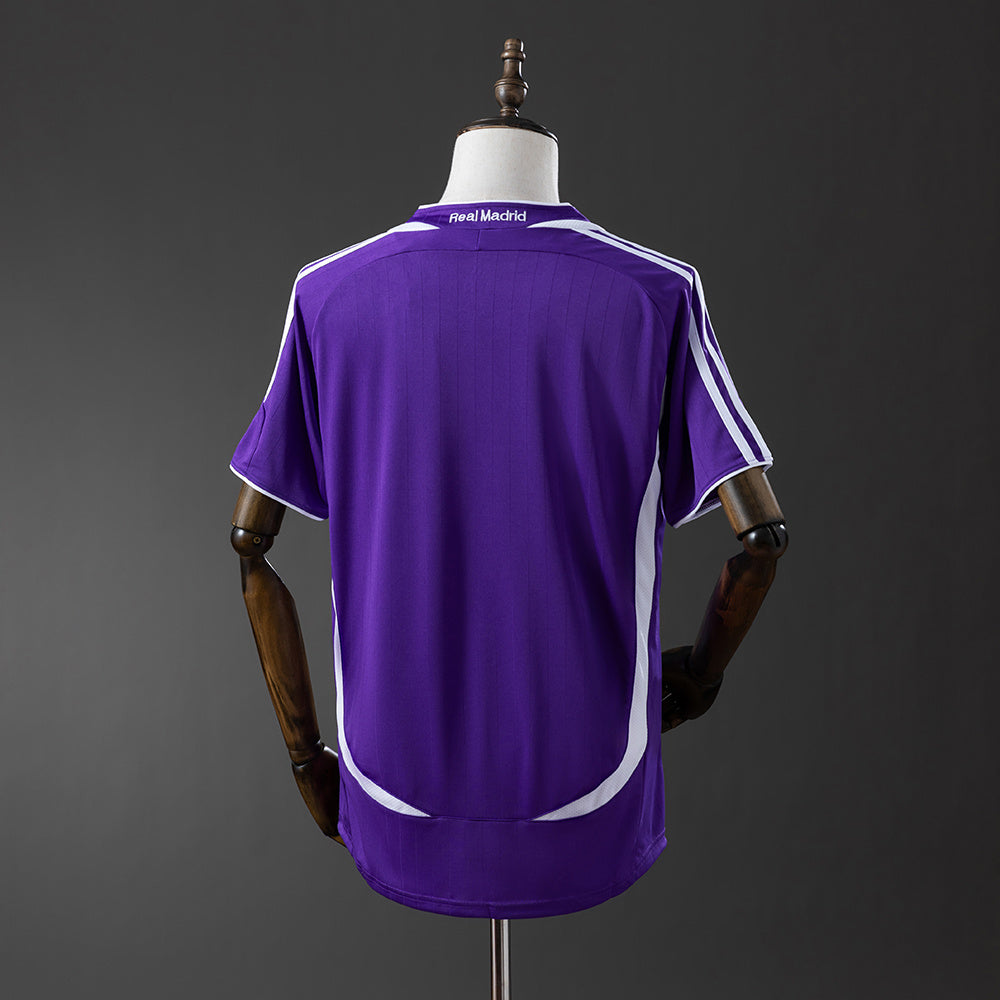 Camiseta retro Real Madrid morada 2006/07