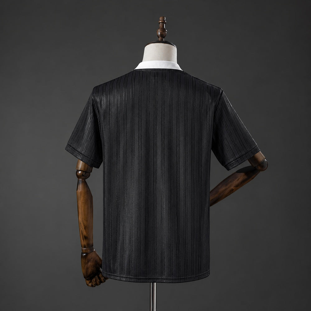 Camiseta retro Oasis x Originals negra y blanca