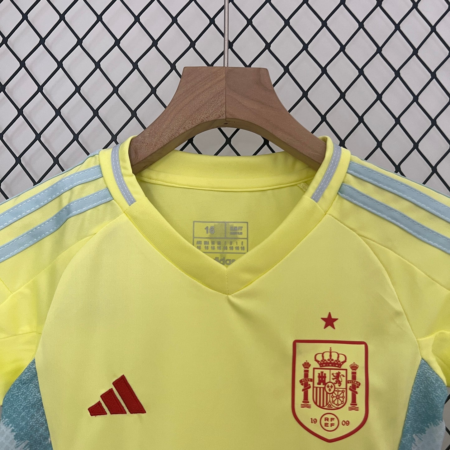 España 2ª Equipación 2024