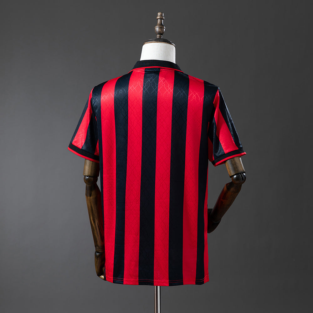 Camiseta retro AC Milán 1995/96 rojinegra a rayas