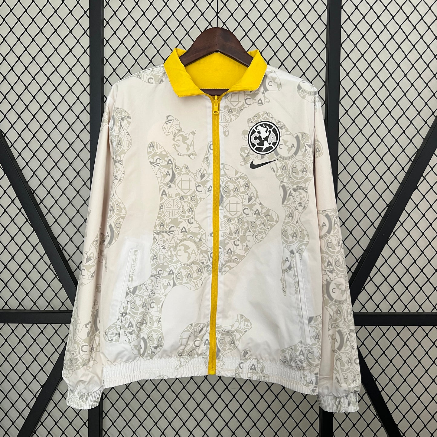 Chaqueta Reversible Club America