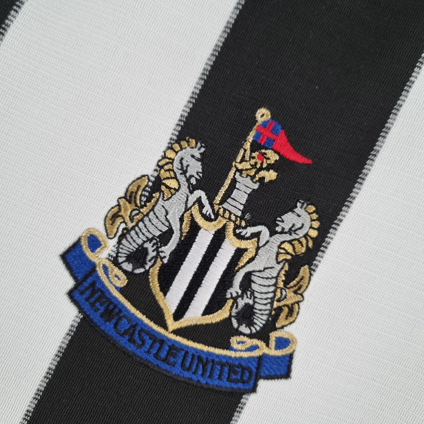 Newcastle 00/01