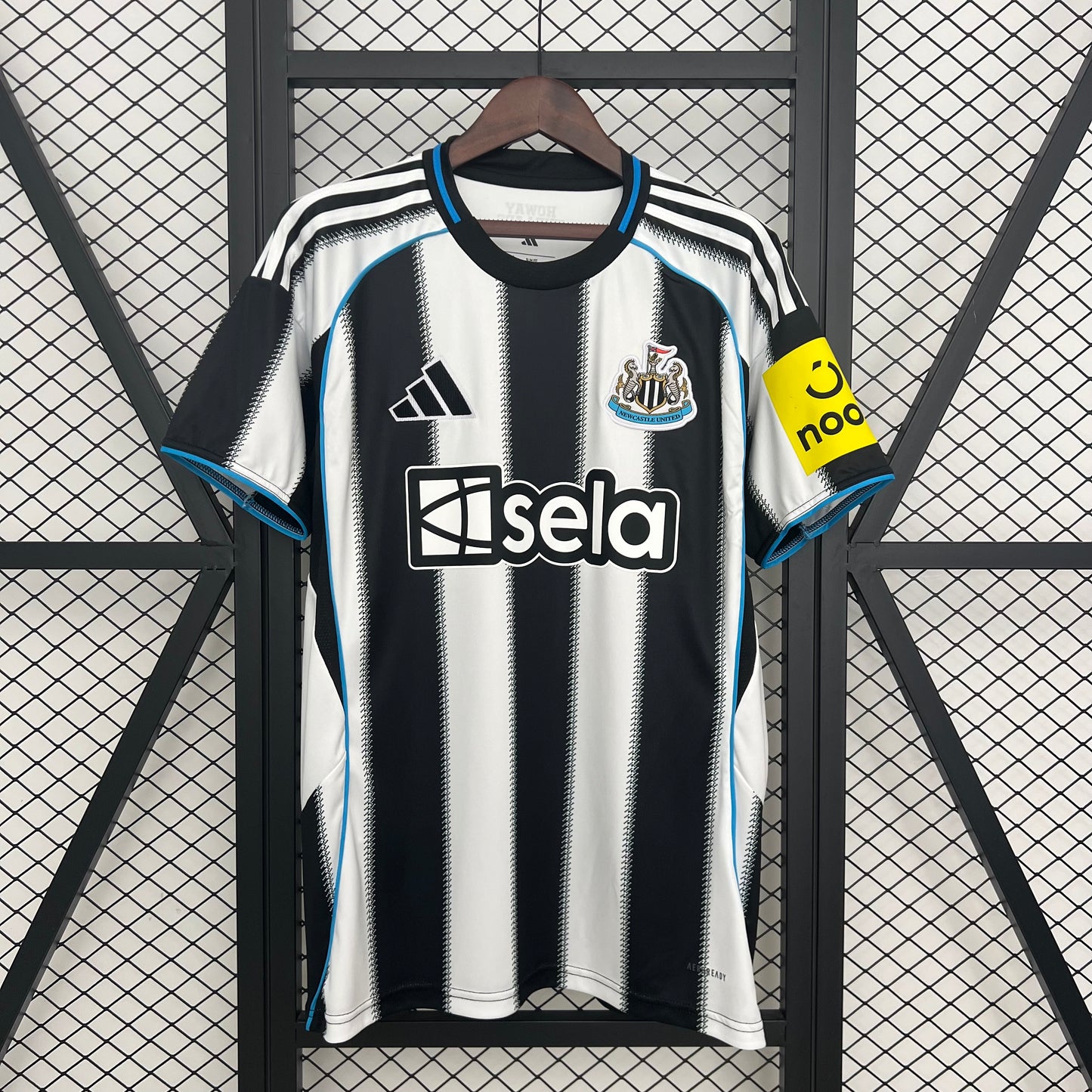 Newcastle 1ª Equipación 25/26