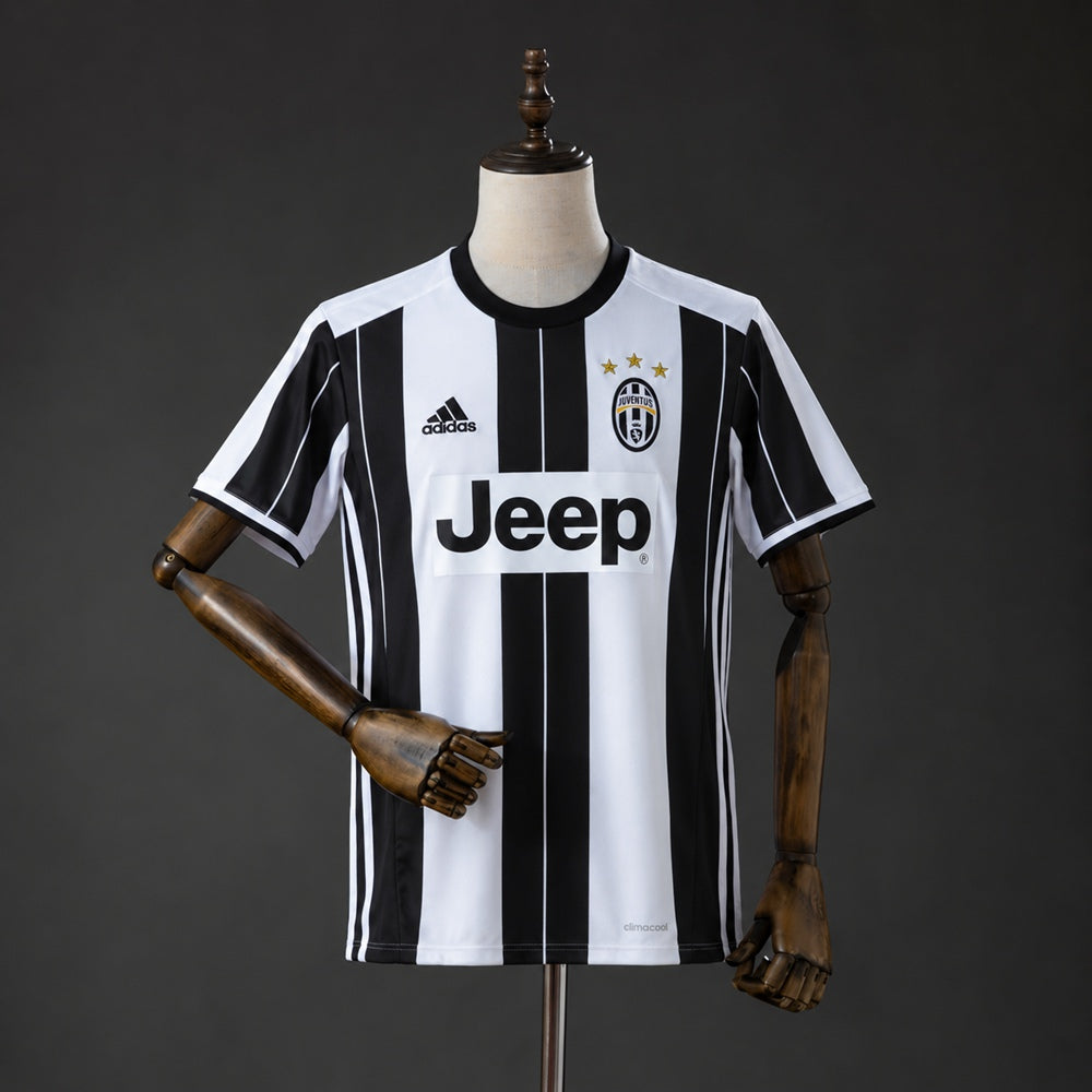 Camiseta Retro Juventus 16/17