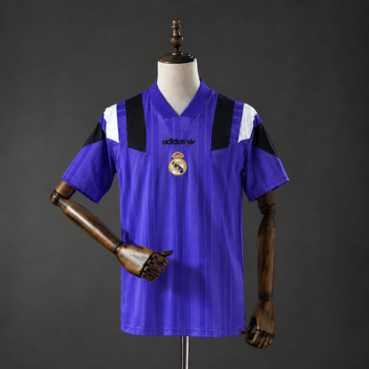 Camiseta retro Real Madrid morada