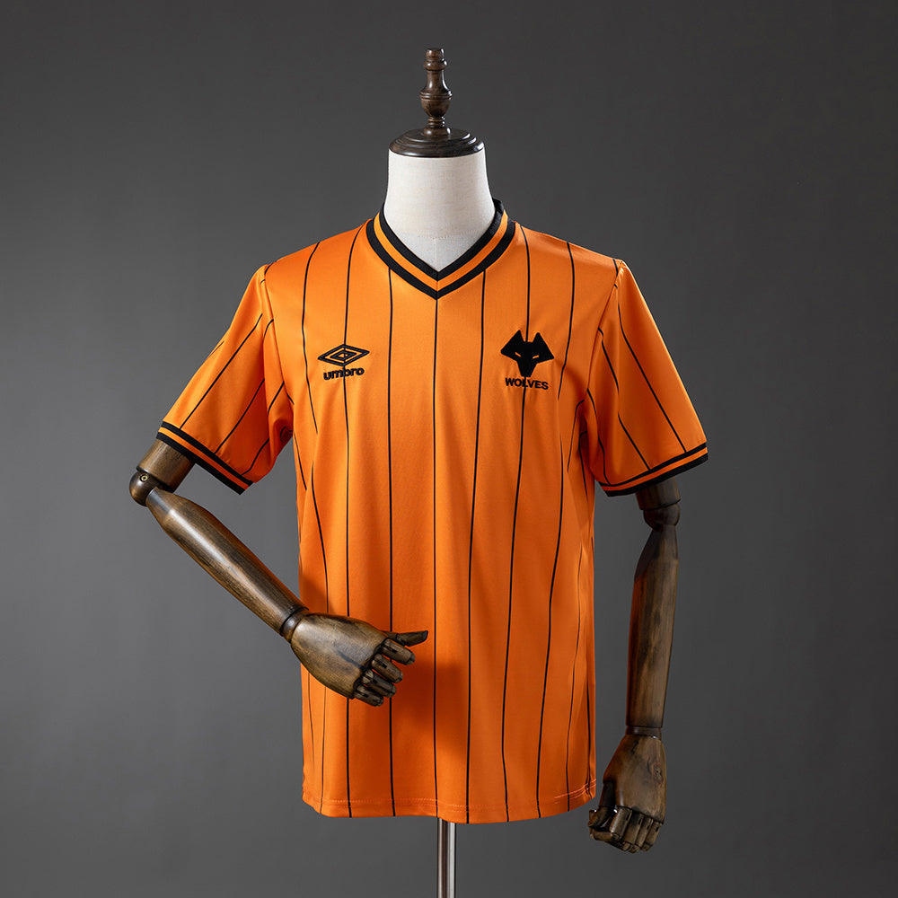 Wolves 85/86