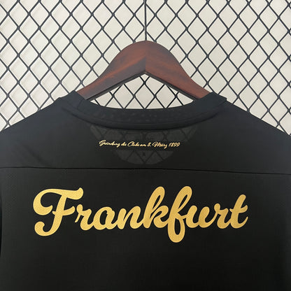 Eintracht Frankfurt 125 aniversario Special Edition