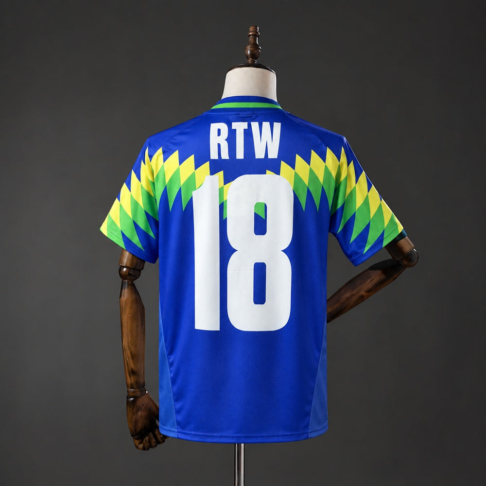Camiseta Retro Corteiz x Brasil 1995