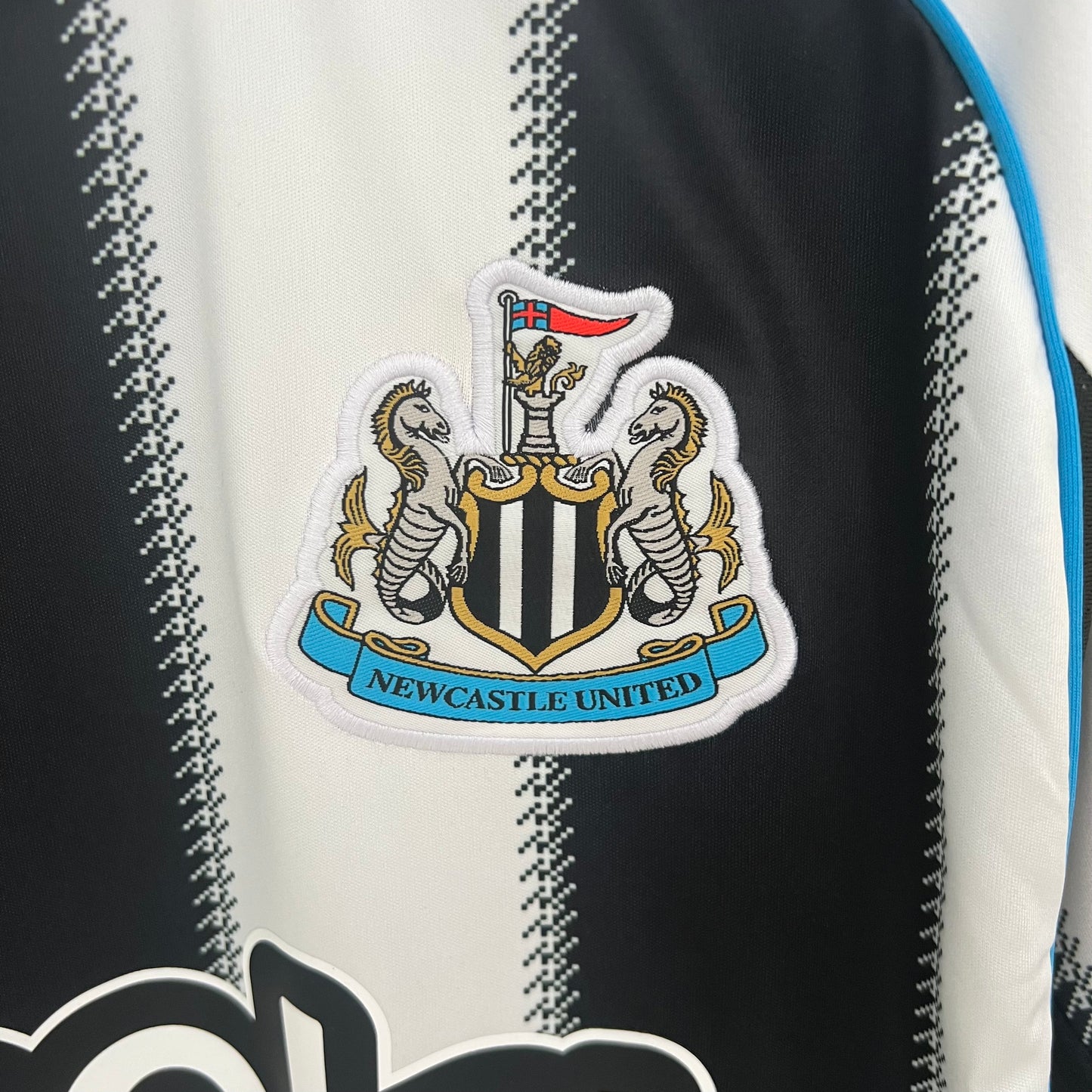 Newcastle 1ª Equipación 25/26