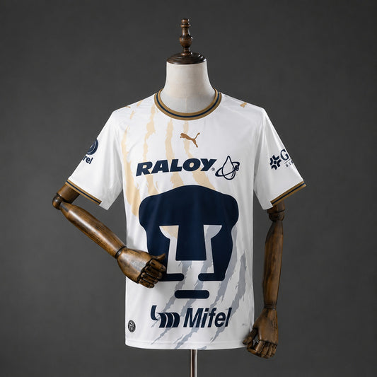 Pumas 2ª Equipación