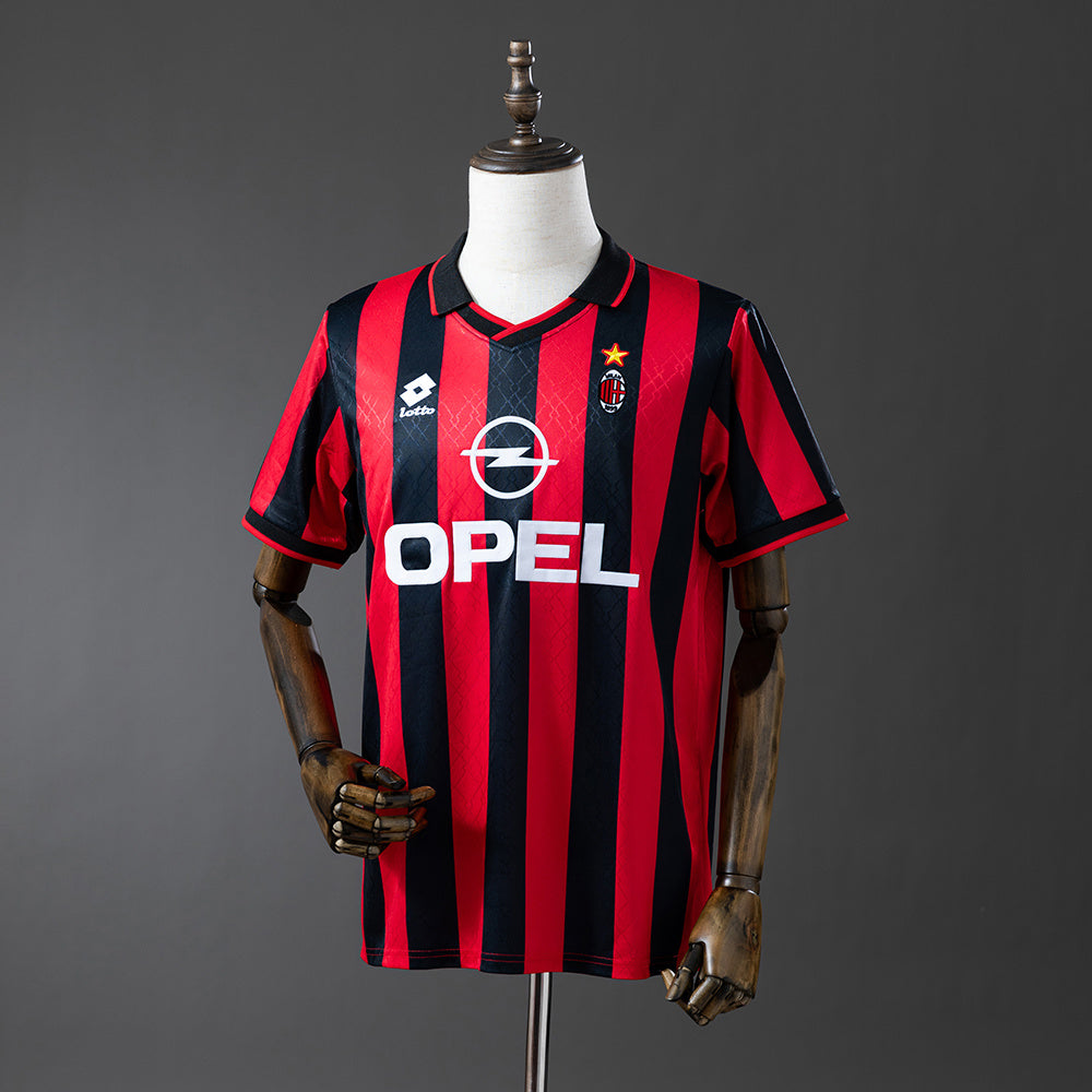 Camiseta retro AC Milán 1995/96 rojinegra a rayas