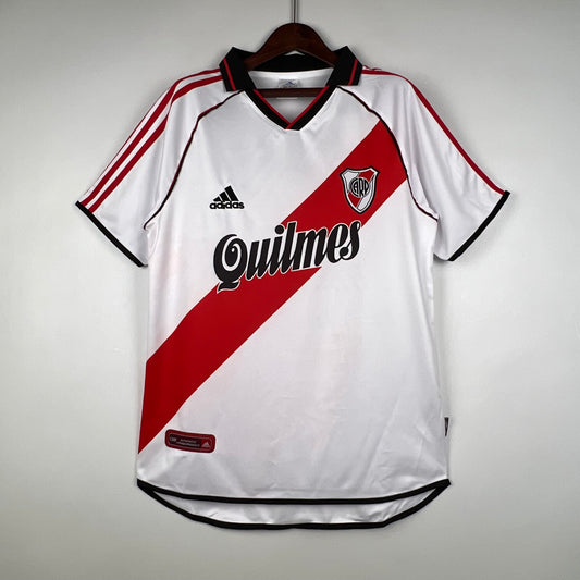 River Plate 00/01