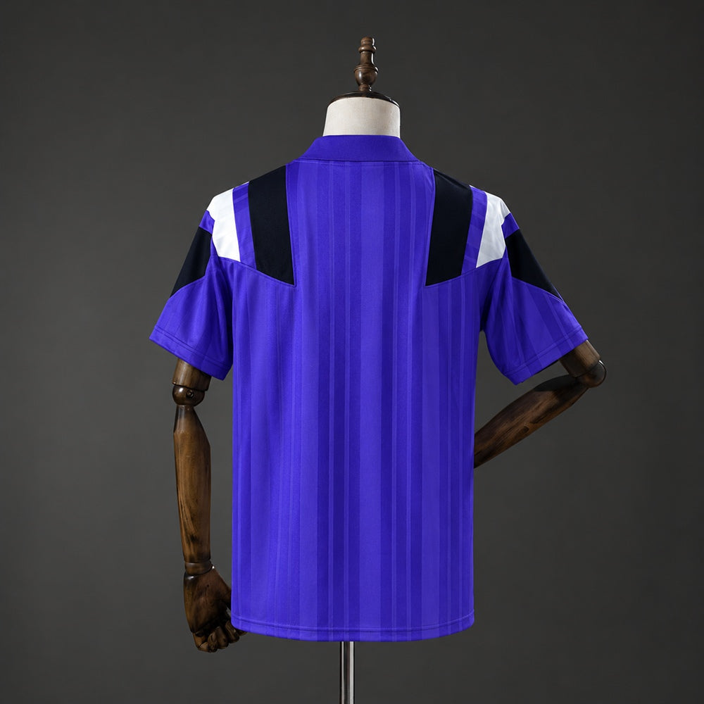Camiseta retro Real Madrid morada