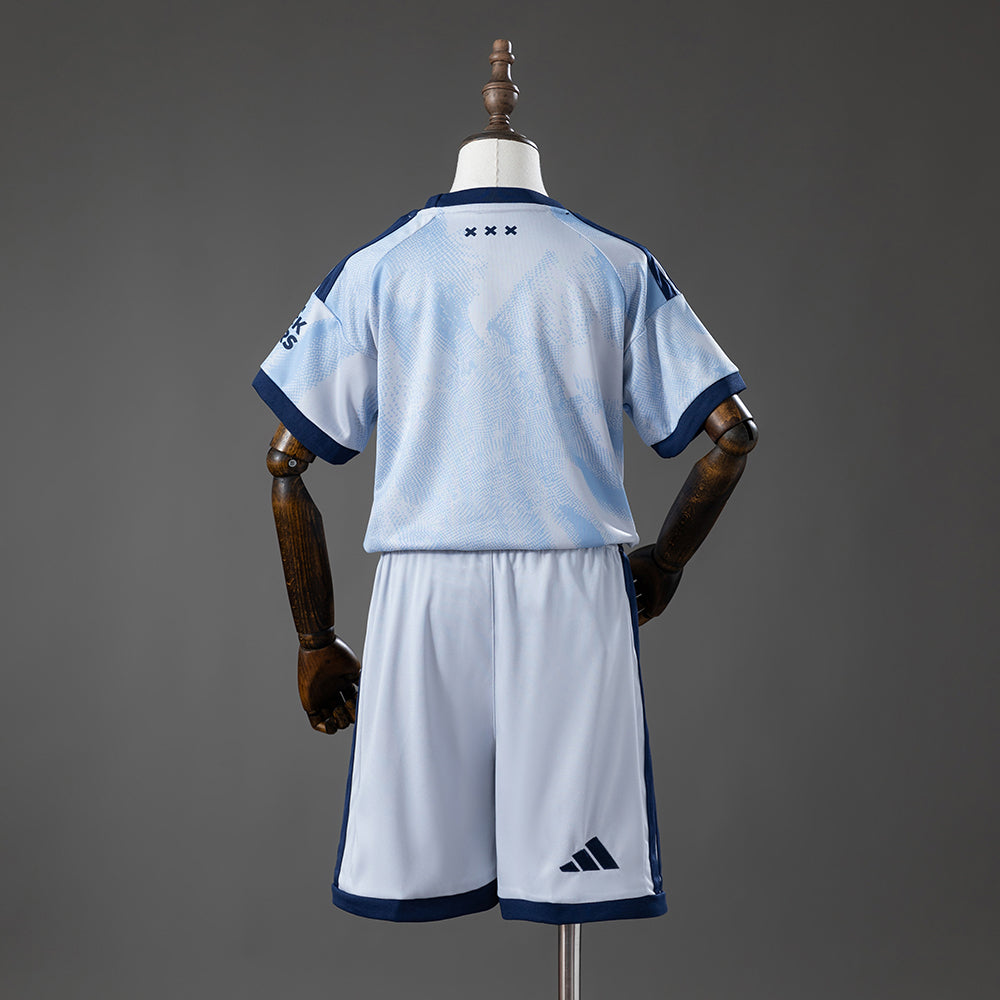 Ajax 26/27