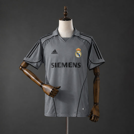 Camiseta Retro Real Madrid 05/06