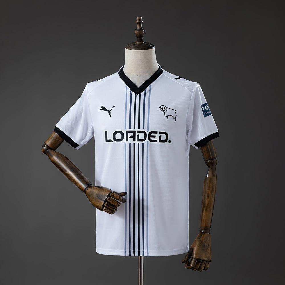 Derby County 1ª Equipación