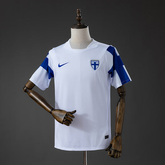 Finlandia 1ª Equipación