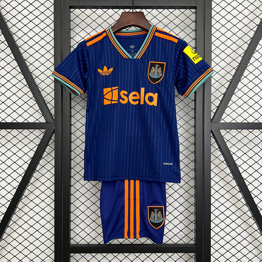Newcastle 3ª Equipacion 25/26