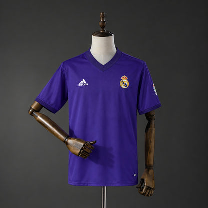 Camiseta Retro Real Madrid 02/03