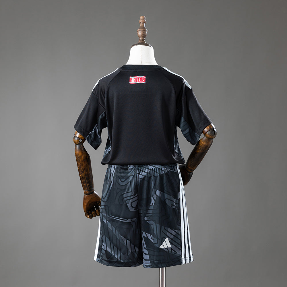 Manchester United portero 26/27